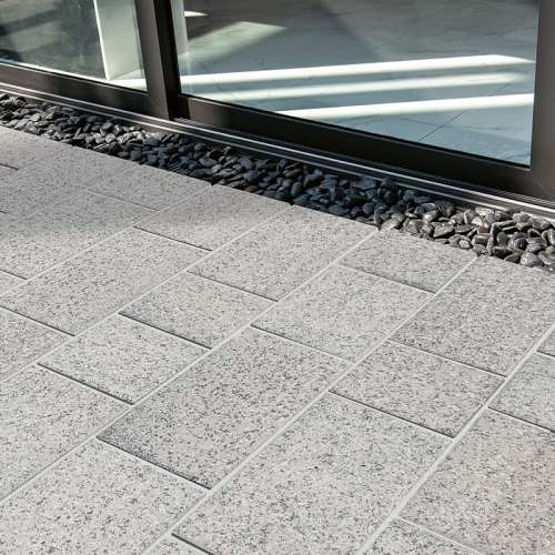 Barabás Fuerte térkő bézs gránit